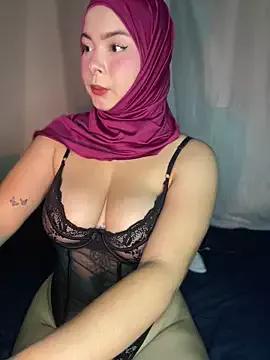 Photos of aneesa_darzi from StripChat is Freechat