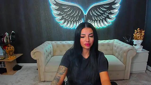 Unleash your urge for fetish cams livestreamers with our pick of steaming hot models, versed in the art of seduction and indulgence.