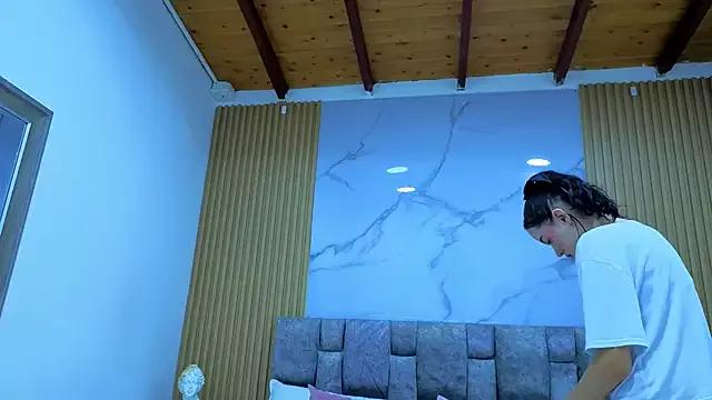 Unleash your urge for fetish cams livestreamers with our pick of steaming hot models, versed in the art of seduction and indulgence.