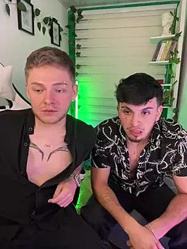 Unleash your urge for fetish cams livestreamers with our pick of steaming hot models, versed in the art of seduction and indulgence.