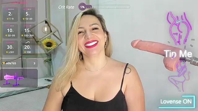 Unleash your urge for fetish cams livestreamers with our pick of steaming hot models, versed in the art of seduction and indulgence.