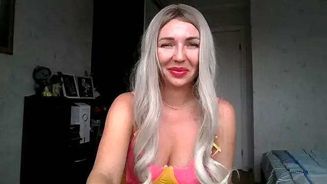 Unleash your urge for fetish cams livestreamers with our pick of steaming hot models, versed in the art of seduction and indulgence.
