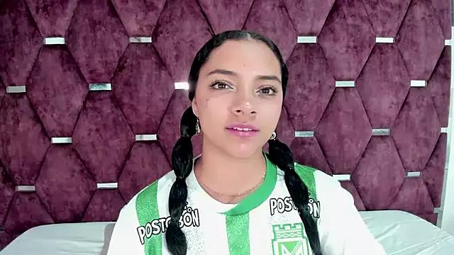 Angellit_Afrodita_ from StripChat is Freechat
