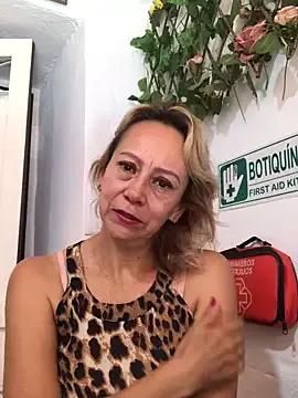 angelycute from StripChat is Freechat