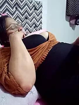 Angie_milf50 from StripChat is Freechat