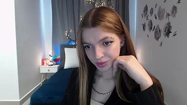 AnnabelleWhitee from StripChat is Freechat