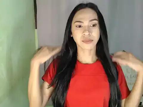 Annaloula from StripChat