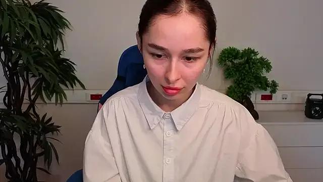 AnneStewart from StripChat is Freechat