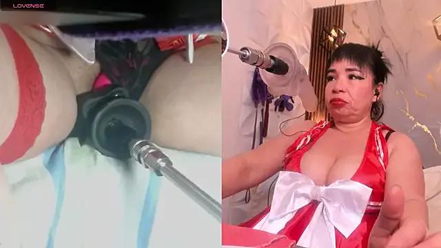 Unleash your urge for fetish cams livestreamers with our pick of steaming hot models, versed in the art of seduction and indulgence.
