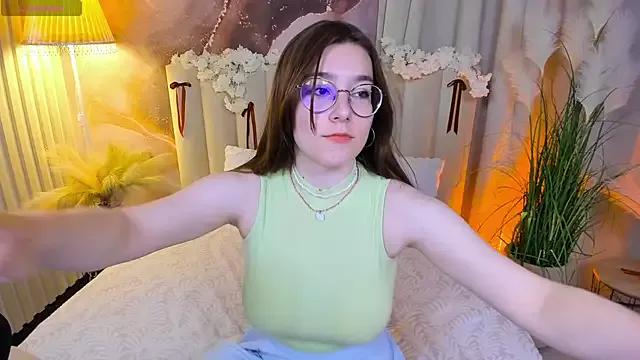 AnnyNextDoor from StripChat is Freechat