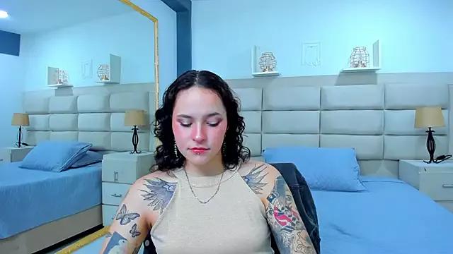 Unleash your urge for fetish cams livestreamers with our pick of steaming hot models, versed in the art of seduction and indulgence.