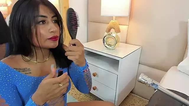 Unleash your urge for fetish cams livestreamers with our pick of steaming hot models, versed in the art of seduction and indulgence.