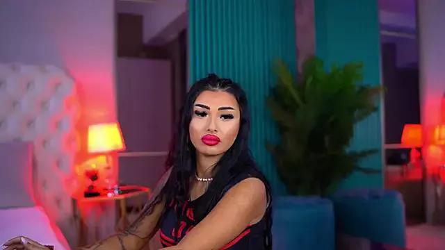 Unleash your urge for fetish cams livestreamers with our pick of steaming hot models, versed in the art of seduction and indulgence.