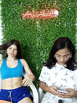 Unleash your urge for fetish cams livestreamers with our pick of steaming hot models, versed in the art of seduction and indulgence.