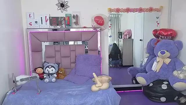 Unleash your urge for fetish cams livestreamers with our pick of steaming hot models, versed in the art of seduction and indulgence.