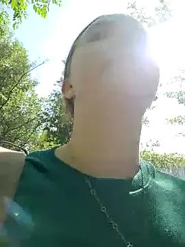 Ariela_Sunshine from StripChat is Freechat