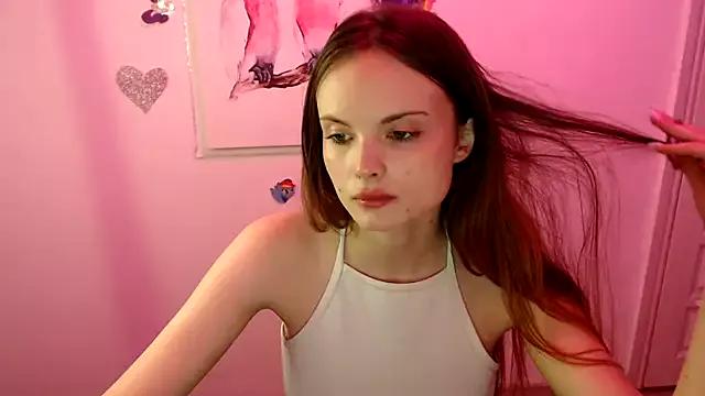 Ariella_ari from StripChat is Freechat