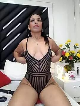 Unleash your urge for fetish cams livestreamers with our pick of steaming hot models, versed in the art of seduction and indulgence.