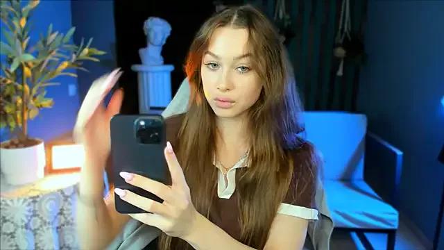 ArielSykes from StripChat is Freechat