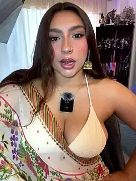 Unleash your urge for fetish cams livestreamers with our pick of steaming hot models, versed in the art of seduction and indulgence.