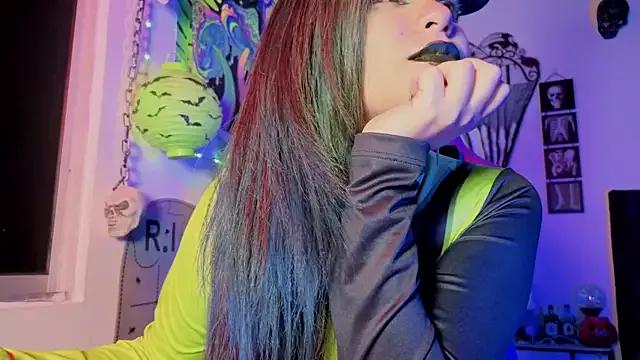 Unleash your urge for fetish cams livestreamers with our pick of steaming hot models, versed in the art of seduction and indulgence.