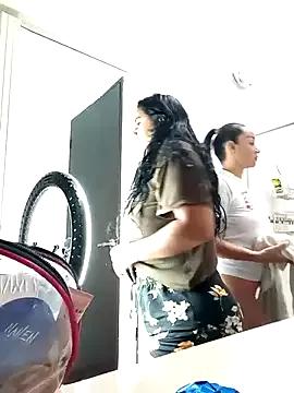 Unleash your urge for fetish cams livestreamers with our pick of steaming hot models, versed in the art of seduction and indulgence.