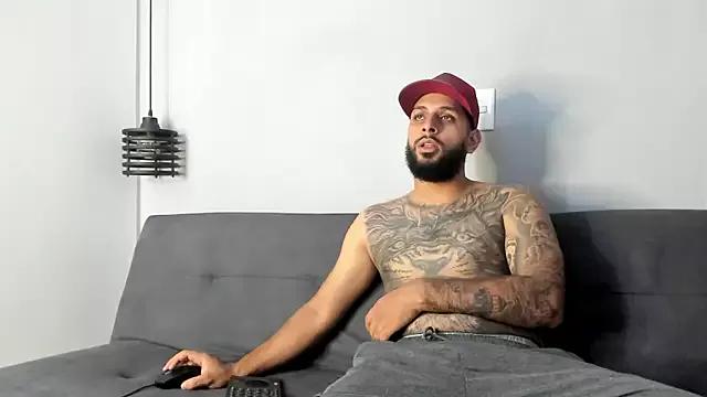 Unleash your urge for fetish cams livestreamers with our pick of steaming hot models, versed in the art of seduction and indulgence.