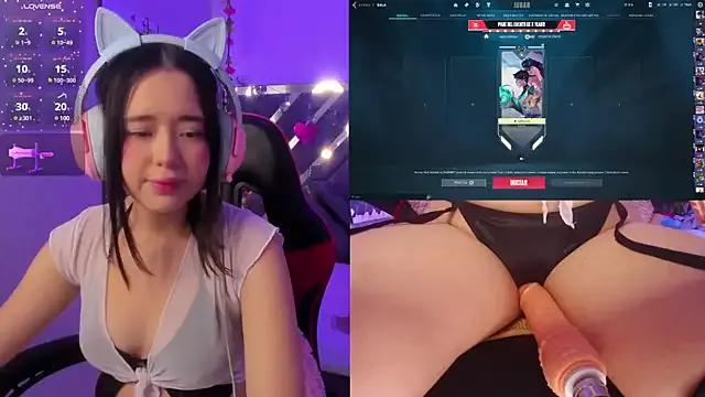 Unleash your urge for fetish cams livestreamers with our pick of steaming hot models, versed in the art of seduction and indulgence.
