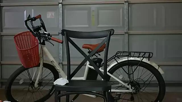 asian_pina from StripChat is Freechat