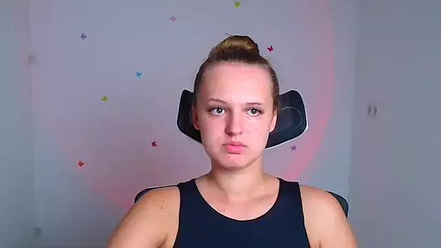 Aurora_White from StripChat is Freechat