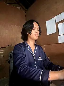 aurora_willow from StripChat is Freechat