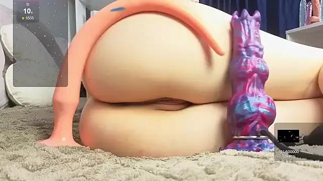 Unleash your urge for fetish cams livestreamers with our pick of steaming hot models, versed in the art of seduction and indulgence.