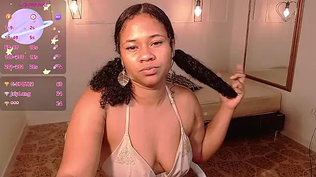 AuroraSky8 from StripChat is Freechat