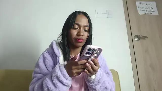 Unleash your urge for fetish cams livestreamers with our pick of steaming hot models, versed in the art of seduction and indulgence.