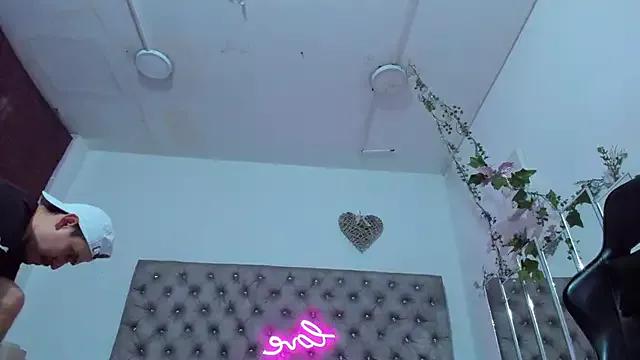 axel_Parker_ from StripChat is Freechat