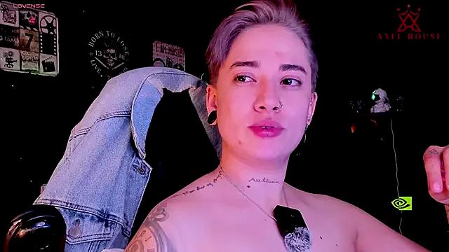 AxelRouse_1 from StripChat is Freechat