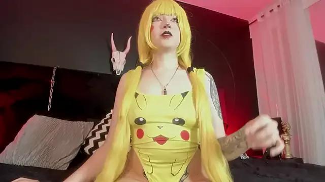 Unleash your urge for fetish cams livestreamers with our pick of steaming hot models, versed in the art of seduction and indulgence.