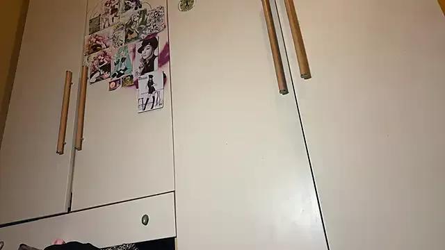 Unleash your urge for fetish cams livestreamers with our pick of steaming hot models, versed in the art of seduction and indulgence.