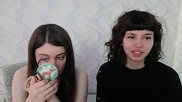 Unleash your urge for fetish cams livestreamers with our pick of steaming hot models, versed in the art of seduction and indulgence.