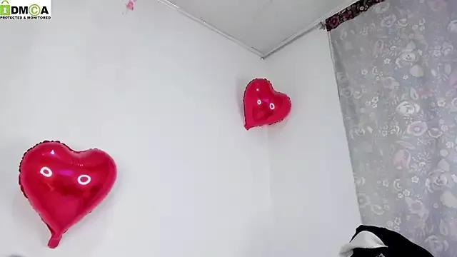 Unleash your urge for fetish cams livestreamers with our pick of steaming hot models, versed in the art of seduction and indulgence.