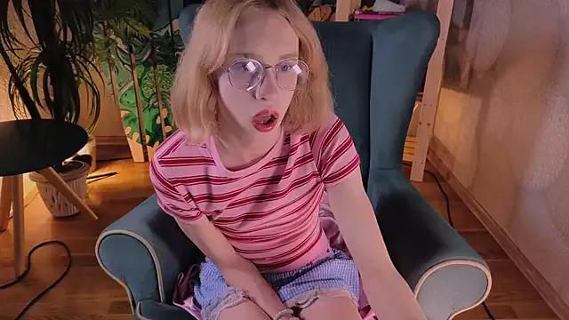 BarbieRichy from StripChat is Freechat
