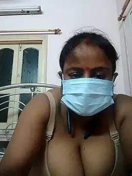 Barna_Love from StripChat is Freechat