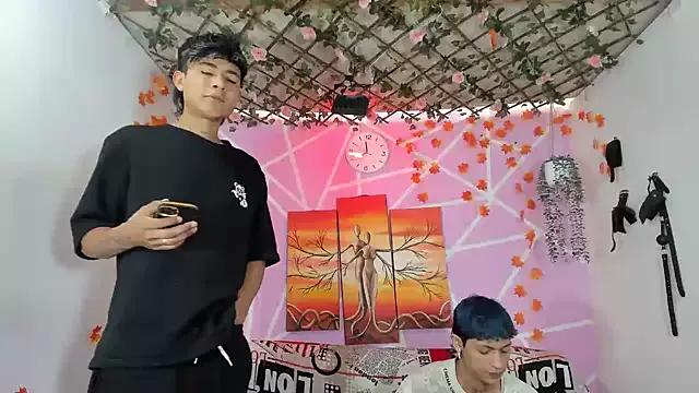 Unleash your urge for fetish cams livestreamers with our pick of steaming hot models, versed in the art of seduction and indulgence.