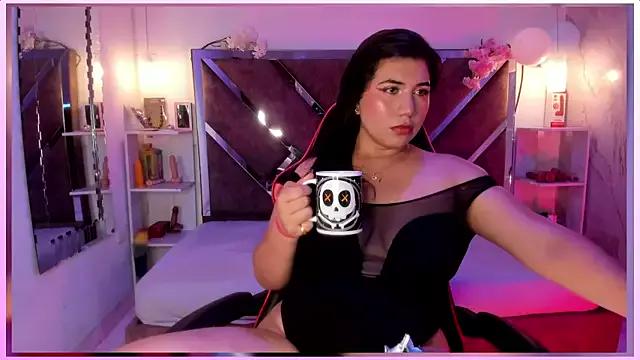 Unleash your urge for fetish cams livestreamers with our pick of steaming hot models, versed in the art of seduction and indulgence.