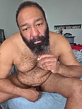 Bearhoney843 from StripChat is Freechat