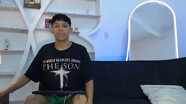 Unleash your urge for fetish cams livestreamers with our pick of steaming hot models, versed in the art of seduction and indulgence.