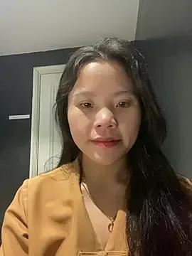 Bella_7777 from StripChat is Freechat