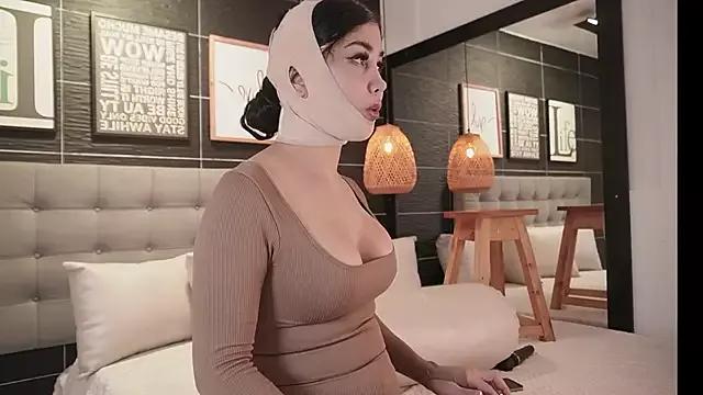 Unleash your urge for fetish cams livestreamers with our pick of steaming hot models, versed in the art of seduction and indulgence.