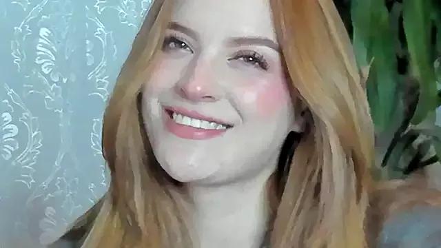 Bellacrox from StripChat is Freechat