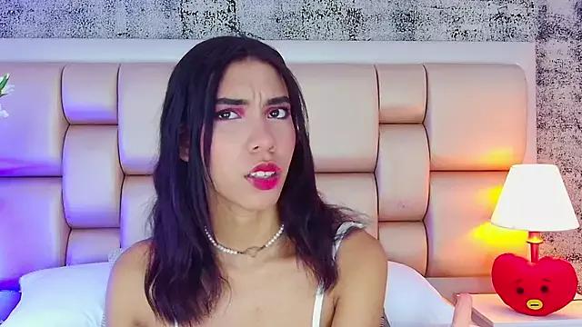 Unleash your urge for fetish cams livestreamers with our pick of steaming hot models, versed in the art of seduction and indulgence.